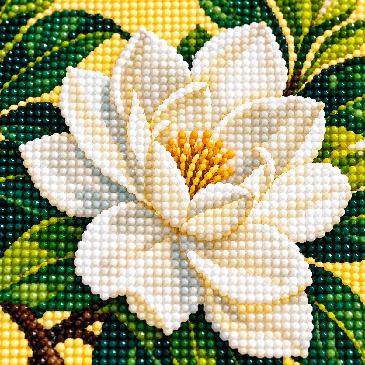 Diamond drill detail for Radiant Gardenia Bloom Diamond Painting Kit