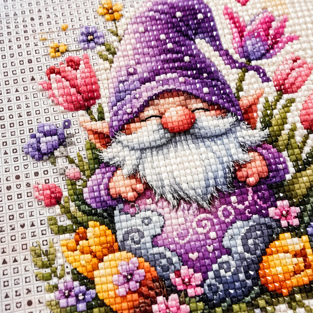 purple floral Christmas gnome diamond painting drill and canvas detail